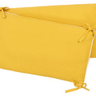 Zwei senfgelbe rechteckige Bettumrandung Nestchen Waffel Piqué von KraftKids, aus 100% Baumwolle mit strukturierter Oberfläche und Stoffschleifen an den Ecken, überlappend auf weißem Hintergrund abgebildet.