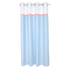 Die Gardinen Uniweiss von KraftKids sind aus 100% Baumwolle gefertigt und zeigen ein weißes Oberteil, einen schmalen rosa Streifen und ein Pastellblau mit dezenten weißen Halbkreisen - ideal für Kinderzimmer.